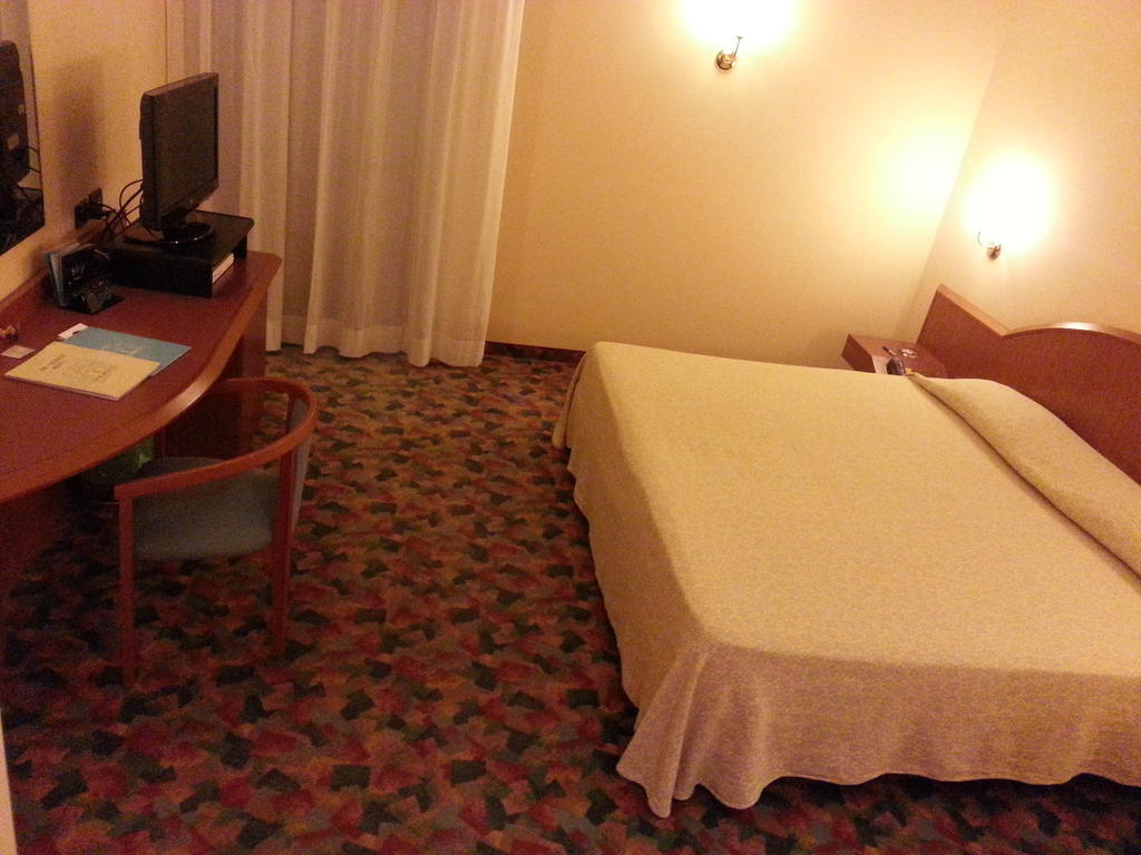 Hotel Persico'S San Giovanni in Persiceto Bilik gambar
