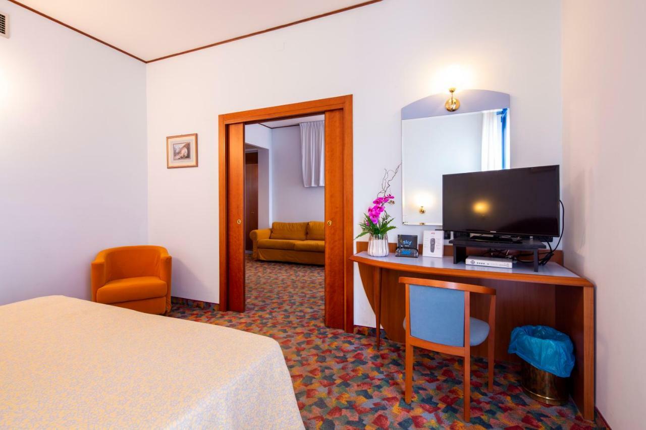 Hotel Persico'S San Giovanni in Persiceto Luaran gambar